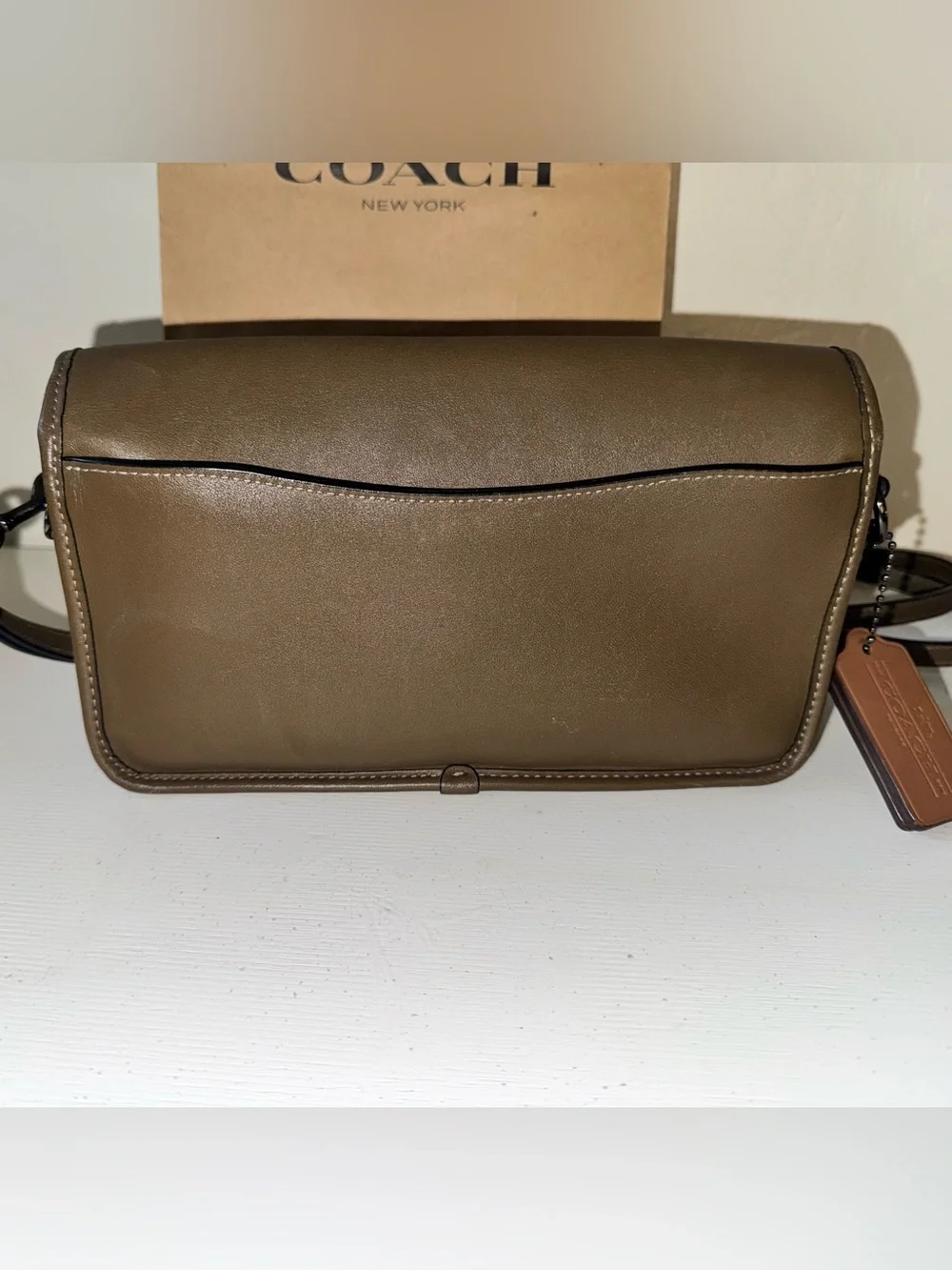 COACH Taupe Glove-tanned Leather Turn-lock Crossbody Bag 2017 (57325) RE-ISSUE